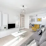 Deluxe Paula With Private Pool And Sauna Apartment