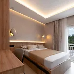 Apartment Deluxe Paula With Private Pool And Sauna Cibaca