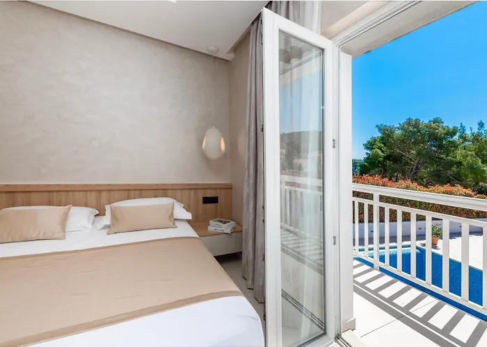 아파트 Deluxe Paula With Private Pool And Sauna Cibaca