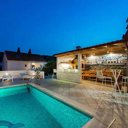 Deluxe Paula With Private Pool And Sauna * Cibaca