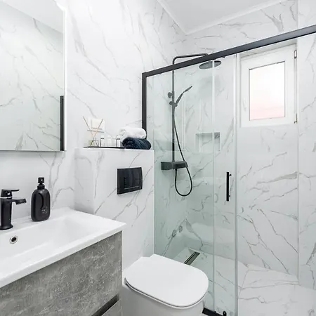 Deluxe Paula With Private Pool And Sauna Apartment Cibaca