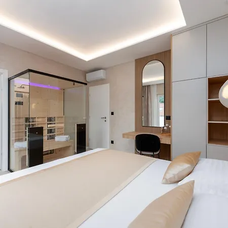 Lägenhet Deluxe Paula With Private Pool And Sauna *