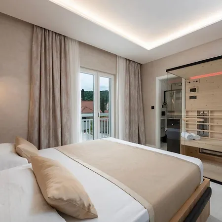 Deluxe Paula With Private Pool And Sauna Cibaca