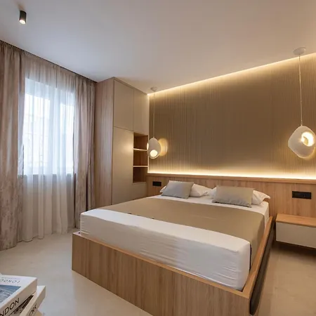 Modern Paula-with Private Pool Cibaca